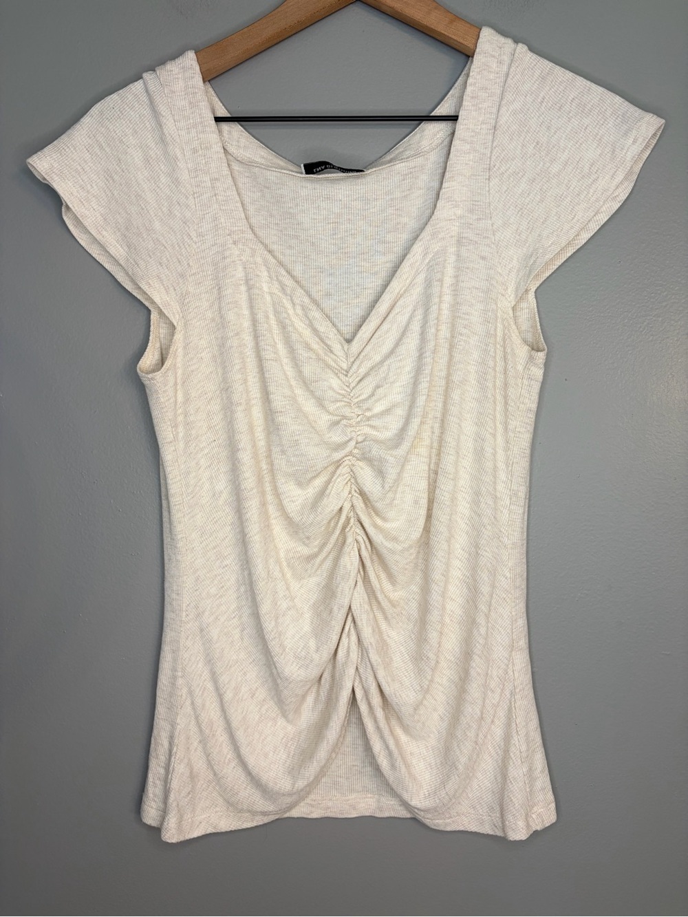 LNA Clothing Women’s Oatmeal Colored Ribbed, Ruched Front Cap Sleeve Top, Large